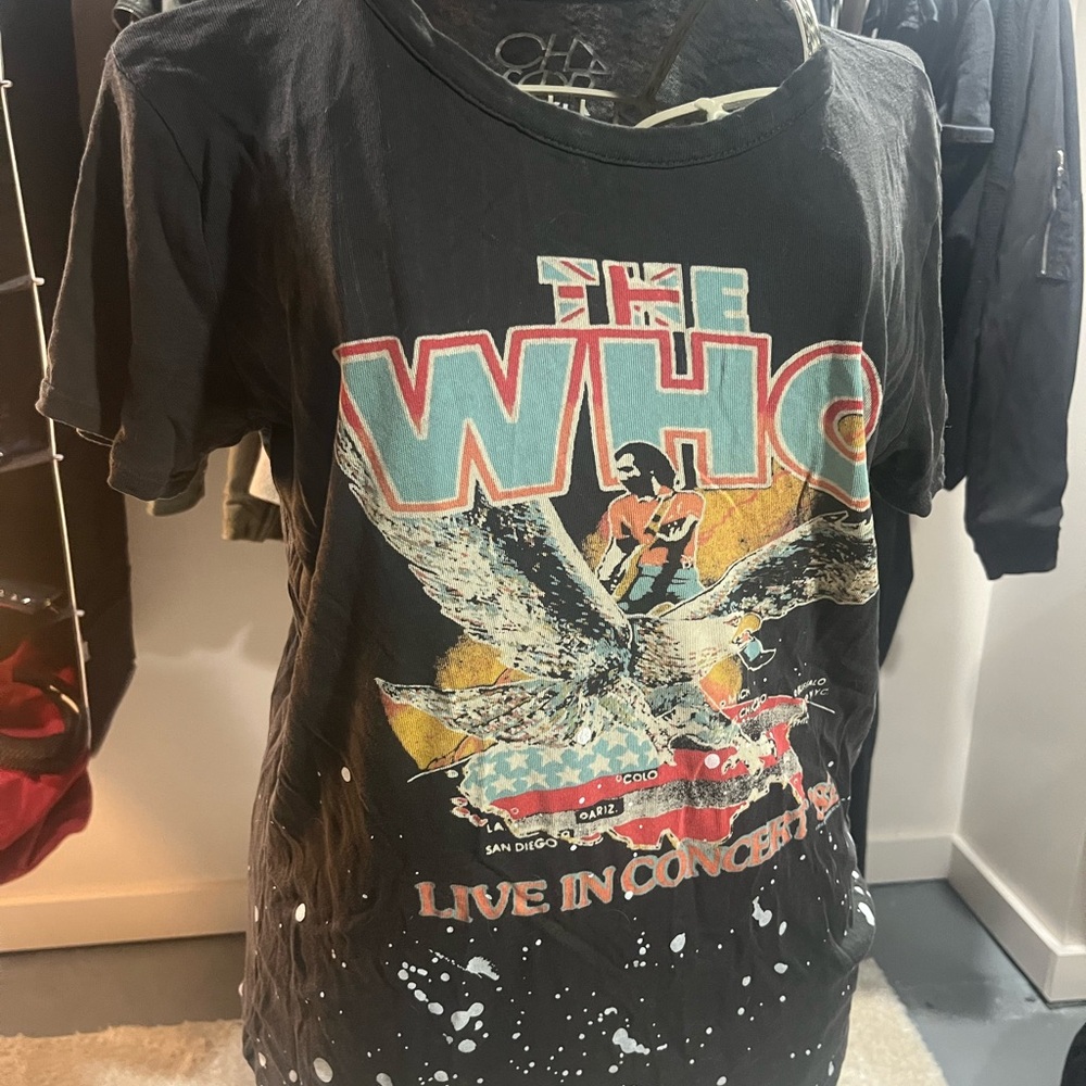 Graphic band tee